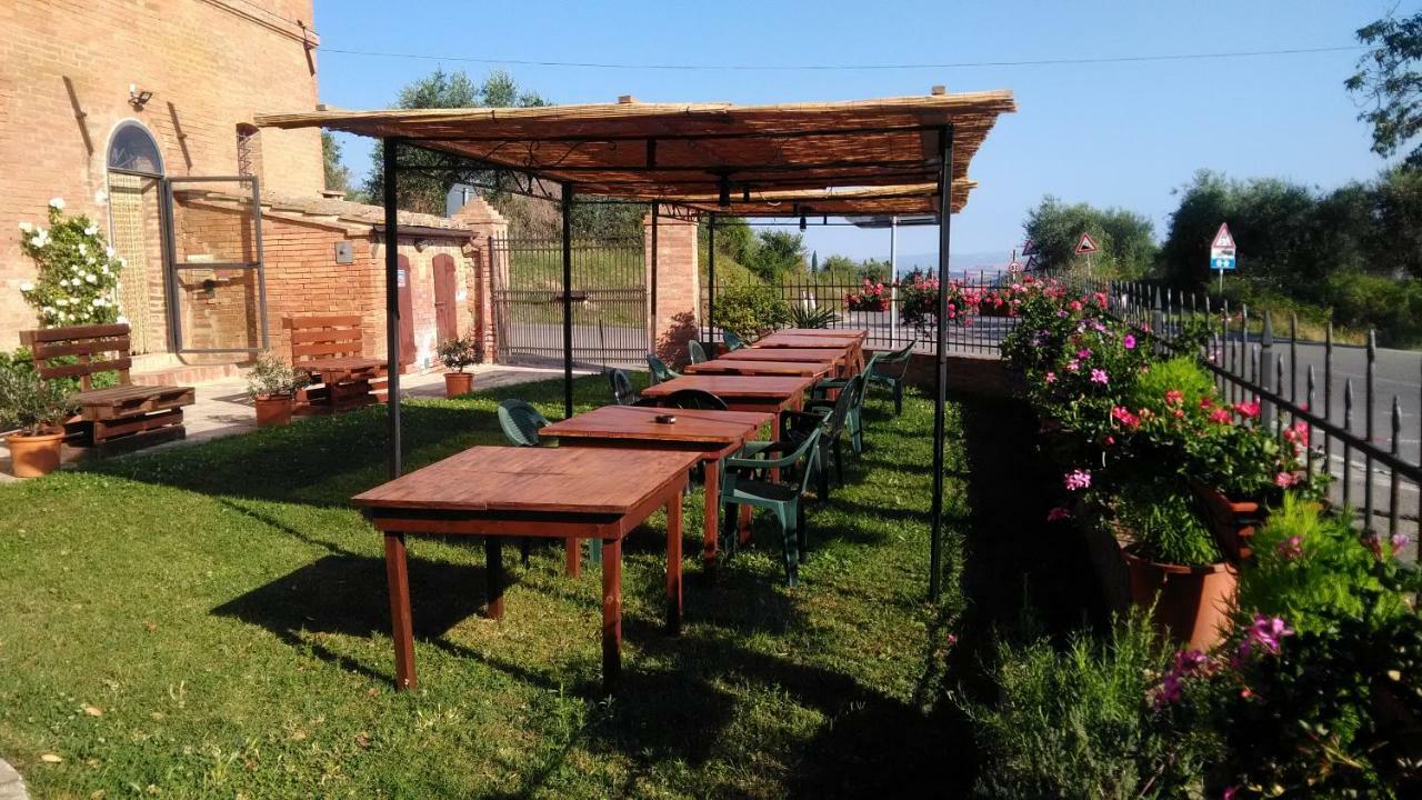 Agriturismo Le Piazze Siena Esterno foto